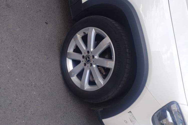 Used Mercedes-Benz GLB 2020 GLB 200 Stylish Edition Right Front Wheel Hub