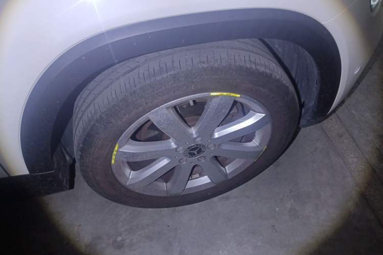 Used Mercedes-Benz GLB 2020 GLB 200 Stylish Edition Right Front Wheel Hub