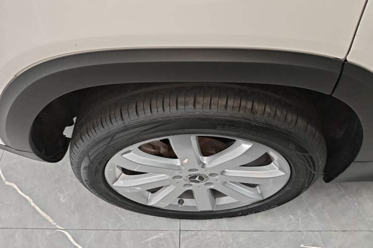 Used Mercedes-Benz GLB 2020 GLB 200 Stylish Edition Right Rear Wheel Hub