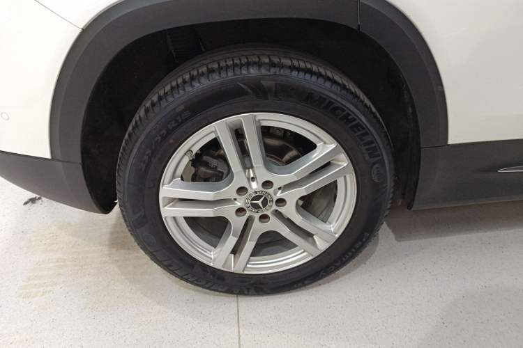 Used Mercedes-Benz GLB 2020 GLB 180 Dynamic Edition Right Rear Wheel Hub
