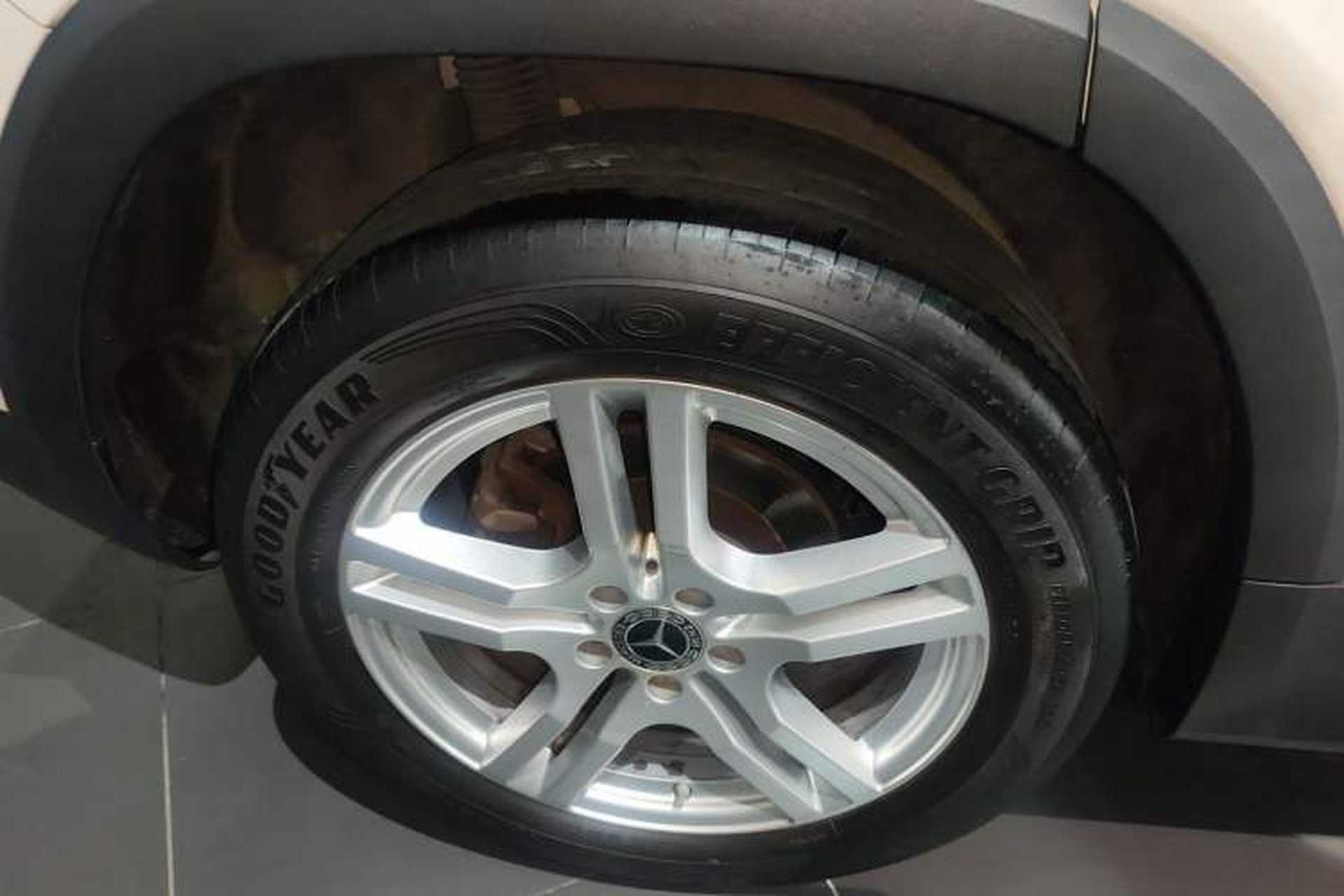 Used Mercedes-Benz GLB 2020 GLB 200 Dynamic Edition Right Rear Wheel Hub