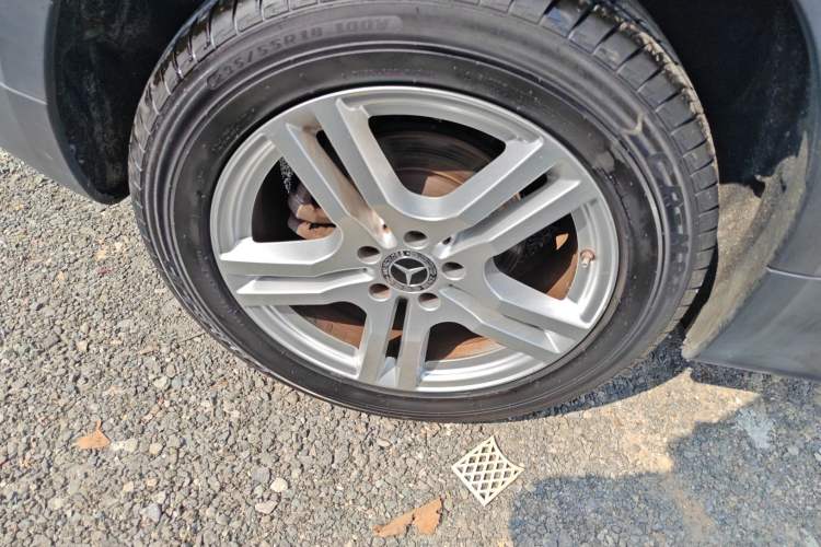Used Mercedes-Benz GLB 2020 GLB 180 Dynamic Edition Right Rear Wheel Hub
