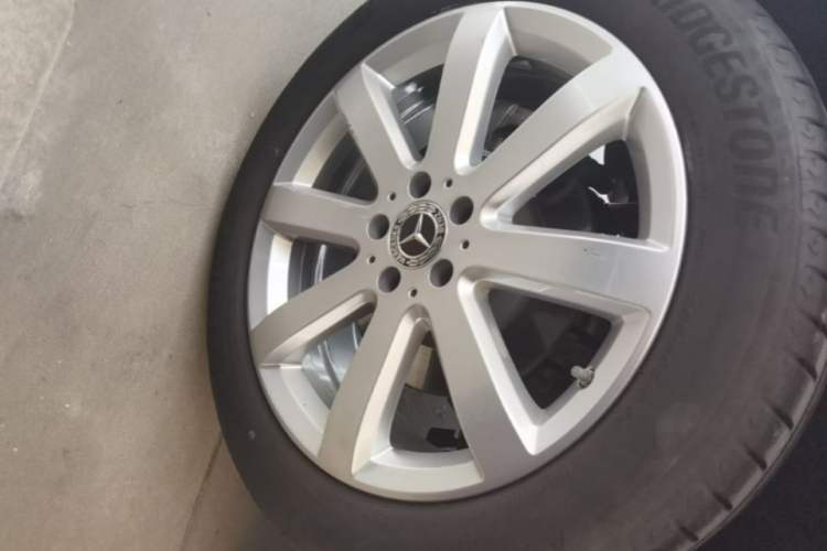 Used Mercedes-Benz GLB 2020 GLB 200 Stylish Edition Right Rear Wheel Hub