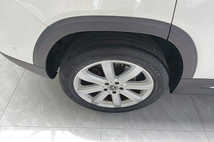 Used Mercedes-Benz GLB 2020 GLB 200 Stylish Edition Right Rear Wheel Hub