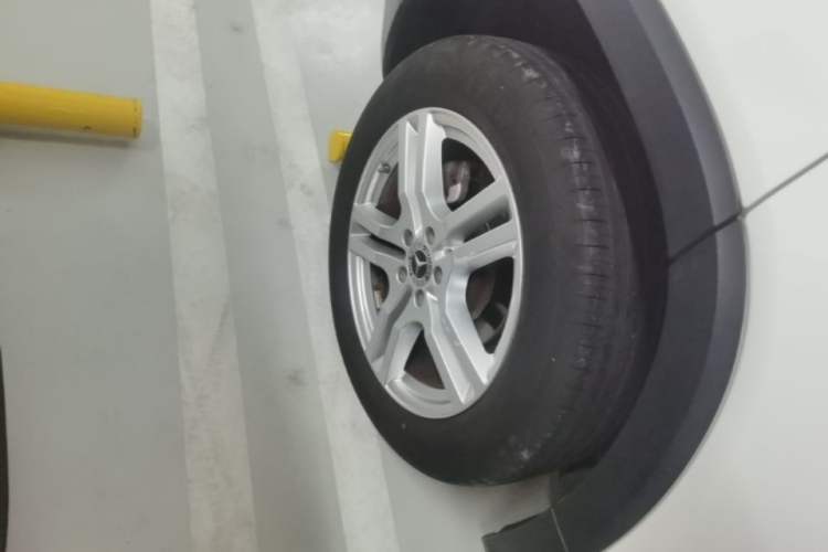Used Mercedes-Benz GLB 2020 Updated GLB 200 Dynamic Edition Right Rear Wheel Hub