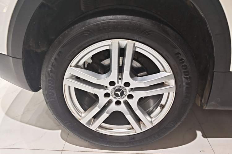 Used Mercedes-Benz GLB 2020 Updated GLB 200 Dynamic Edition Right Rear Wheel Hub