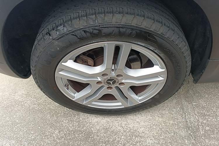 Used Mercedes-Benz GLB 2020 GLB 200 Dynamic Edition Right Rear Wheel Hub