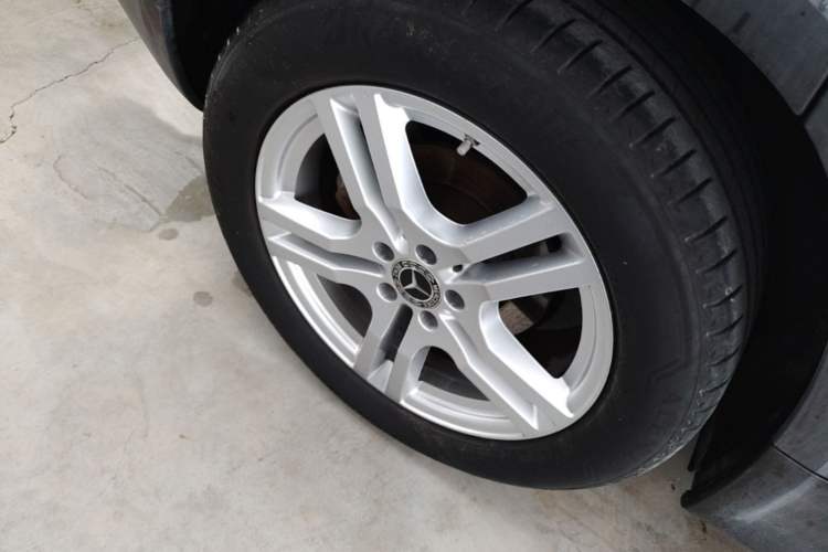 Used Mercedes-Benz GLB 2020 GLB 200 Dynamic Edition Right Rear Wheel Hub