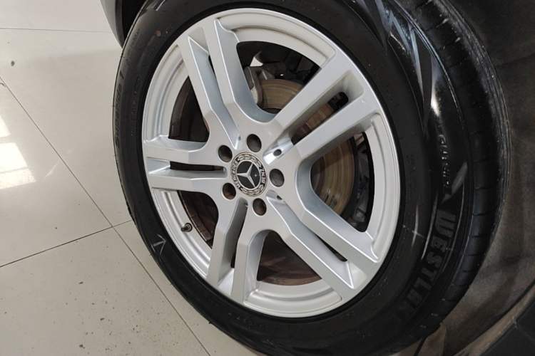 Used Mercedes-Benz GLB 2020 GLB 180 Dynamic Edition Right Rear Wheel Hub
