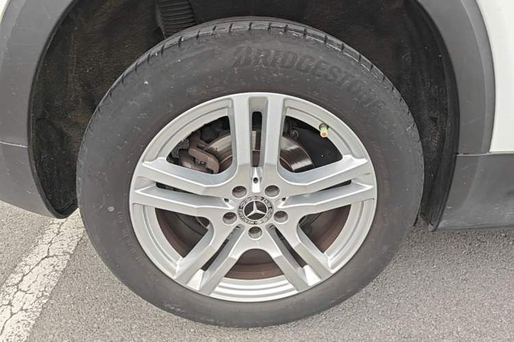 Used Mercedes-Benz GLB 2020 GLB 200 Dynamic Edition Right Rear Wheel Hub