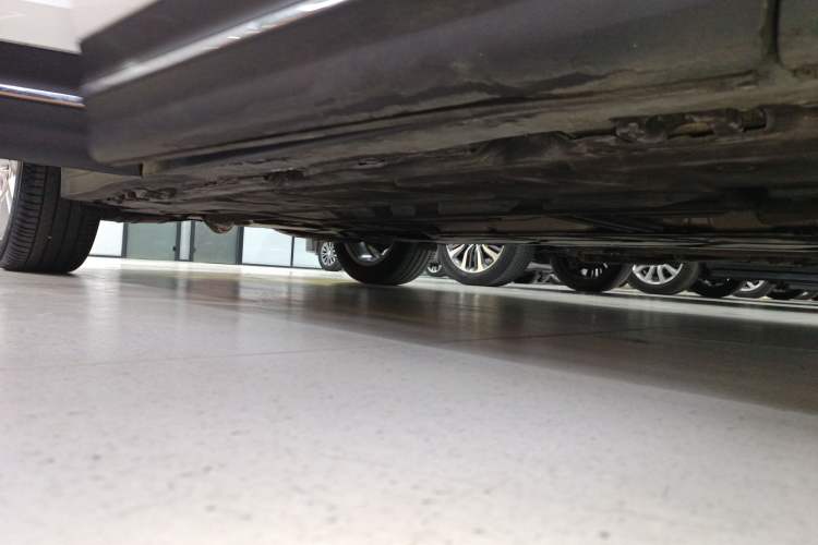 Used Mercedes-Benz GLB 2020 GLB 180 Dynamic Edition Right Side Sill