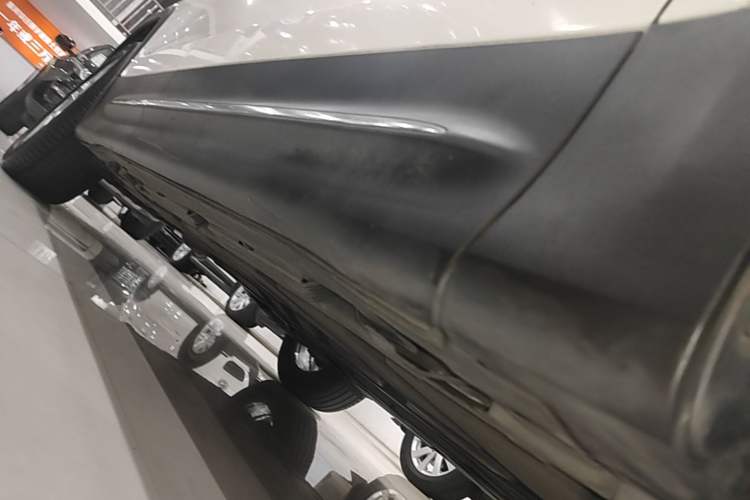 Used Mercedes-Benz GLB 2020 Updated GLB 200 Dynamic Edition Right Side Sill