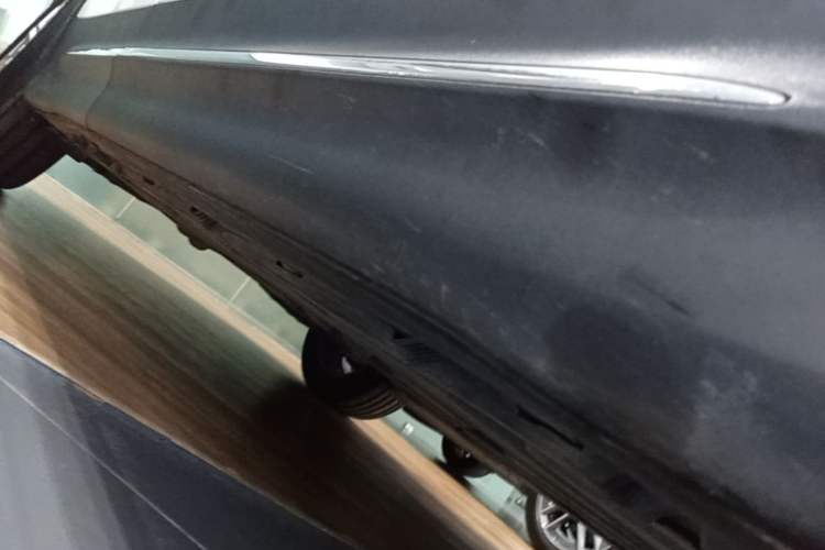 Used Mercedes-Benz GLB 2020 GLB 200 Dynamic Edition Right Side Sill