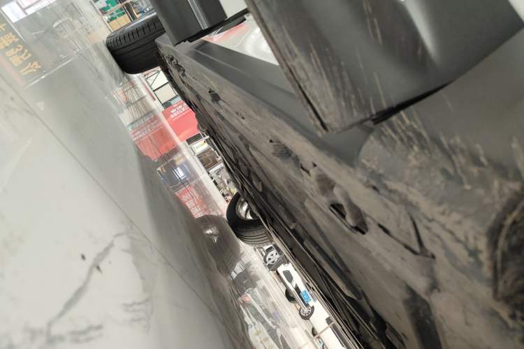Used Mercedes-Benz GLB 2020 Updated GLB 200 Dynamic Edition Right Side Sill