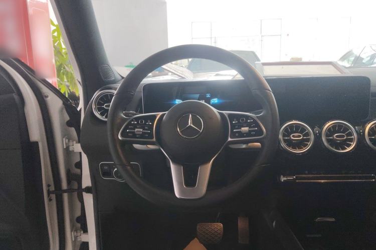Used Mercedes-Benz GLB 2020 Facelift GLB 200 Fashion Edition Steering Wheel