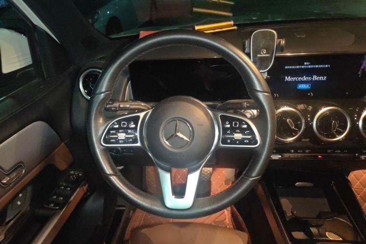 Used Mercedes-Benz GLB 2020 GLB 180 Fashion Model Steering Wheel