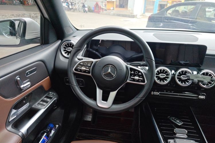Used Mercedes-Benz GLB 2020 Facelift GLB 200 Fashion Edition Steering Wheel