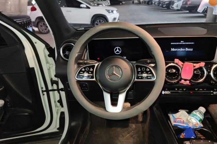 Used Mercedes-Benz GLB 2020 GLB 180 Fashion Model Steering Wheel