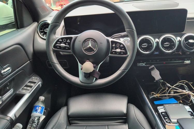 Used Mercedes-Benz GLB 2020 GLB 200 Dynamic Edition Steering Wheel