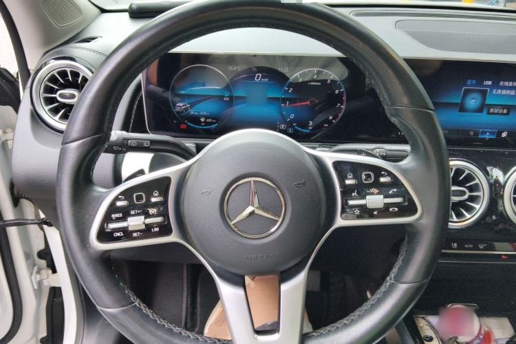 Used Mercedes-Benz GLB 2020 GLB 200 Stylish Edition Steering Wheel