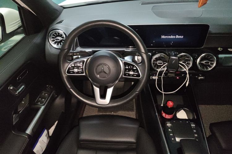 Used Mercedes-Benz GLB 2020 Facelift GLB 200 Fashion Edition Steering Wheel