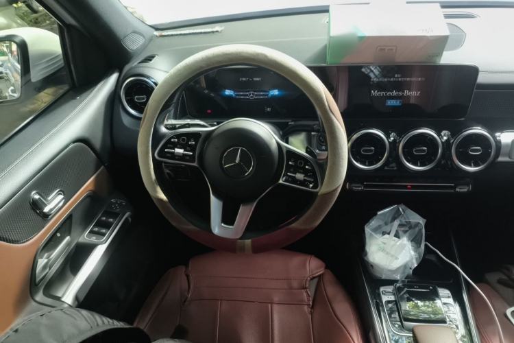 Used Mercedes-Benz GLB 2020 GLB 200 Dynamic Edition Steering Wheel