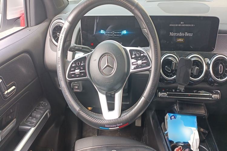 Used Mercedes-Benz GLB 2020 GLB 200 Dynamic Edition Steering Wheel