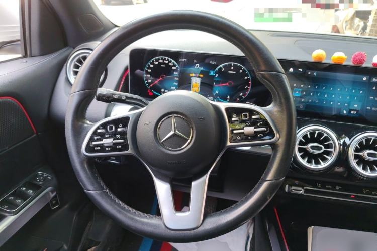 Used Mercedes-Benz GLB 2020 Facelift GLB 200 Fashion Edition Steering Wheel