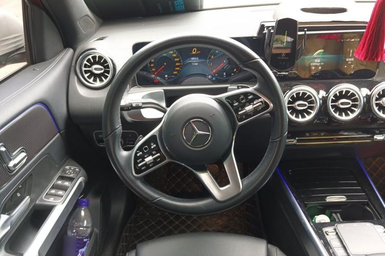 Used Mercedes-Benz GLB 2020 Updated GLB 200 Dynamic Edition Steering Wheel