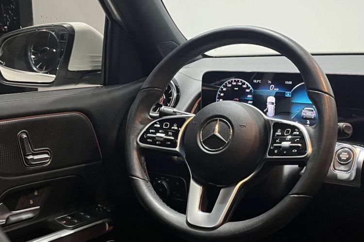 Used Mercedes-Benz GLB 2020 Updated GLB 200 Dynamic Edition Steering Wheel