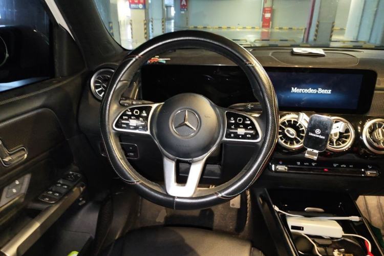 Used Mercedes-Benz GLB 2020 Updated GLB 200 Dynamic Edition Steering Wheel