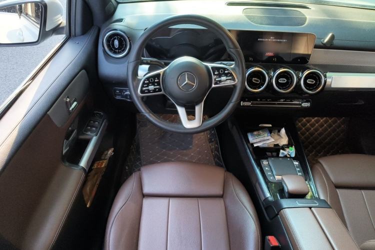 Used Mercedes-Benz GLB 2020 GLB 180 Dynamic Edition Steering Wheel