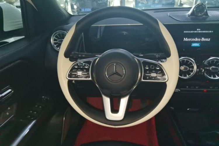 Used Mercedes-Benz GLB 2020 GLB 200 Dynamic Edition Steering Wheel