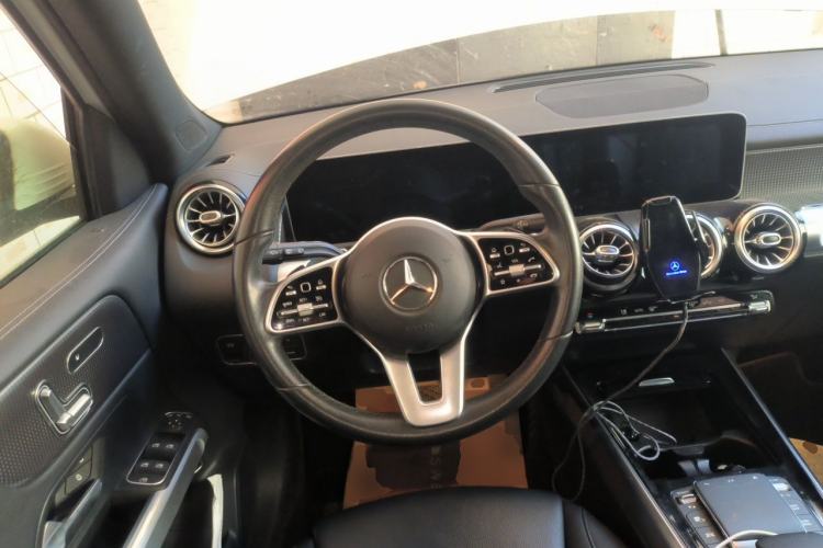 Used Mercedes-Benz GLB 2020 Facelift GLB 200 Fashion Edition Steering Wheel