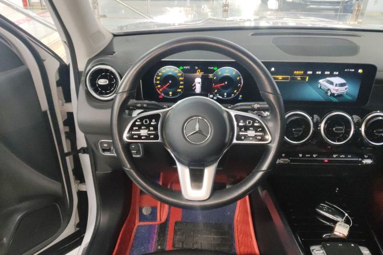 Used Mercedes-Benz GLB 2020 GLB 200 Dynamic Edition Steering Wheel