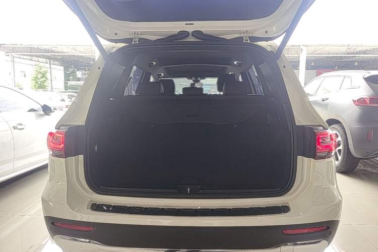 Used Mercedes-Benz GLB 2020 Updated GLB 200 Dynamic Edition Trunk