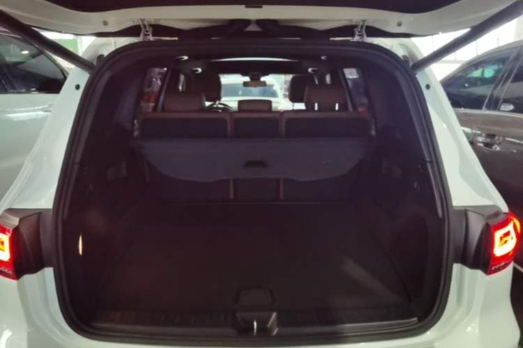 Used Mercedes-Benz GLB 2020 Updated GLB 200 Dynamic Edition Trunk