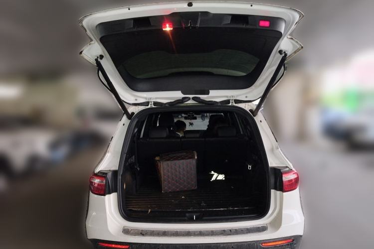 Used Mercedes-Benz GLB 2020 GLB 180 Fashion Model Trunk