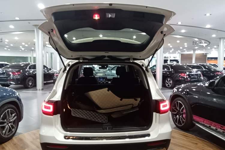 Used Mercedes-Benz GLB 2020 GLB 200 Dynamic Edition Trunk