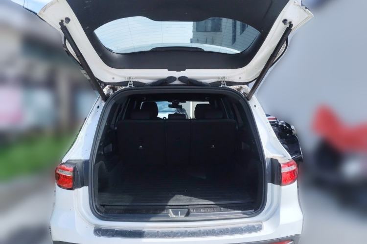 Used Mercedes-Benz GLB 2020 GLB 180 Dynamic Edition Trunk