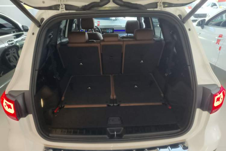 Used Mercedes-Benz GLB 2020 GLB 200 Stylish Edition Trunk
