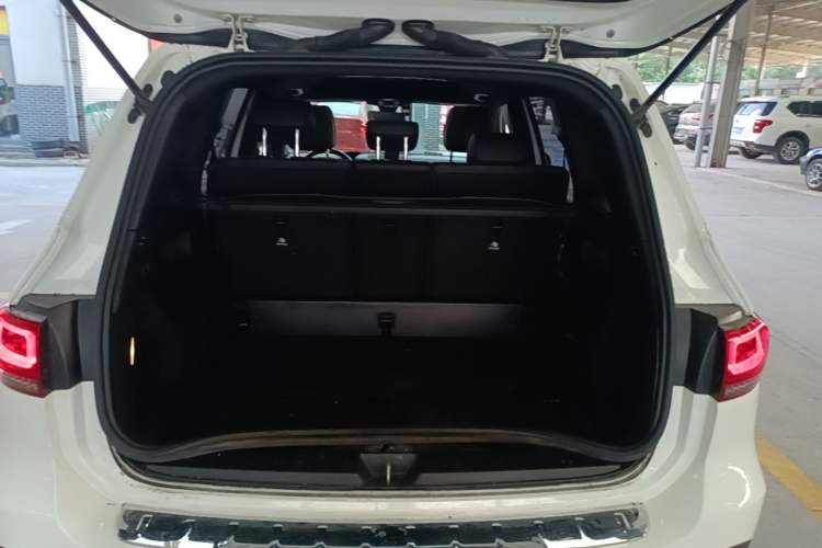 Used Mercedes-Benz GLB 2020 GLB 200 Dynamic Edition Trunk