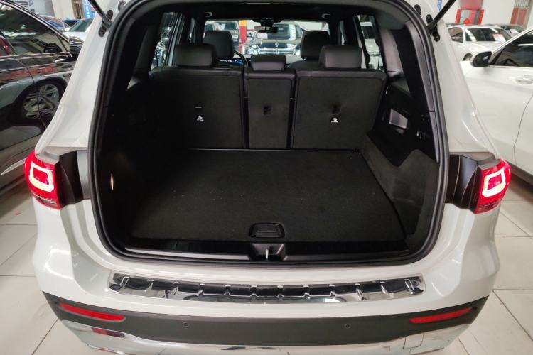 Used Mercedes-Benz GLB 2020 GLB 200 Dynamic Edition Trunk