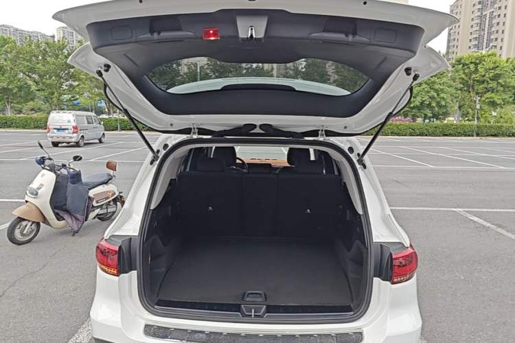 Used Mercedes-Benz GLB 2020 GLB 200 Dynamic Edition Trunk
