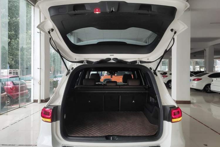 Used Mercedes-Benz GLB 2020 GLB 200 Dynamic Edition Trunk