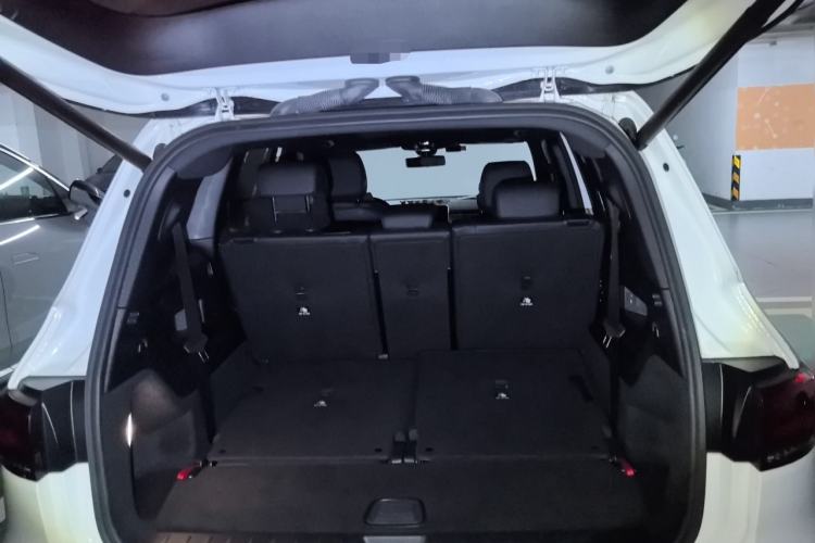 Used Mercedes-Benz GLB 2020 Facelift GLB 200 Fashion Edition Trunk
