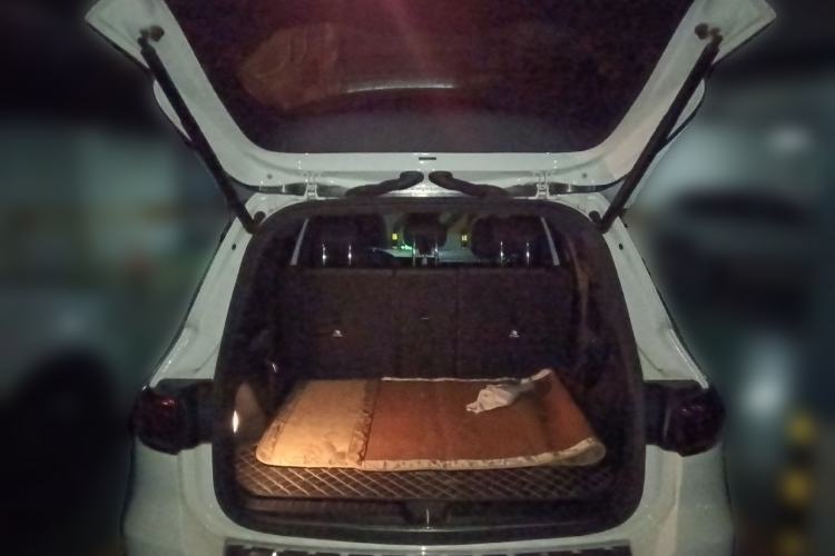 Used Mercedes-Benz GLB 2020 Facelift GLB 200 Fashion Edition Trunk
