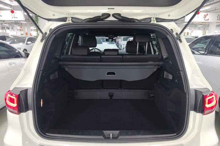 Used Mercedes-Benz GLB 2020 GLB 200 Dynamic Edition Trunk