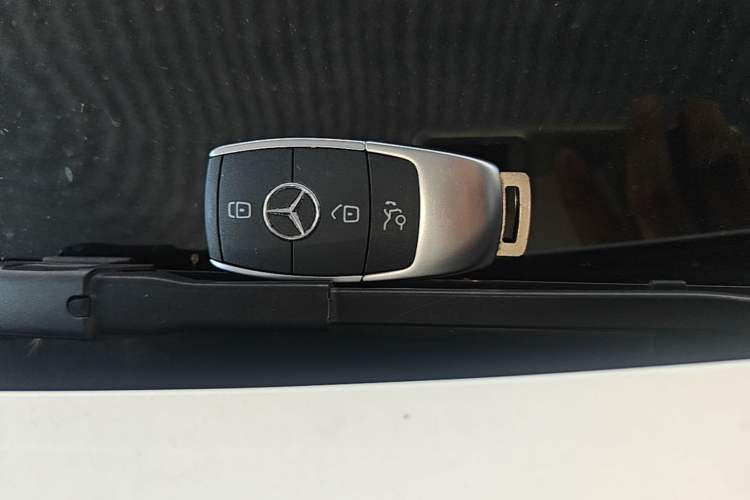 Used Mercedes-Benz GLB 2020 Updated GLB 200 Dynamic Edition Vehicle Key