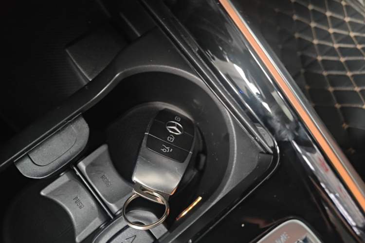 Used Mercedes-Benz GLB 2020 GLB 200 Stylish Edition Vehicle Key